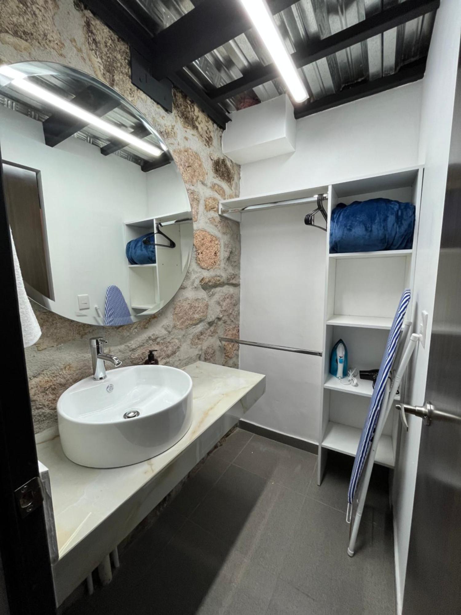 Rayon Cantera Apartment